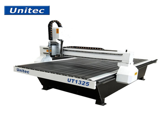 18000 obr./min UT1325 4FTX8FT Rotary Axis CNC Router do drewna / MDF